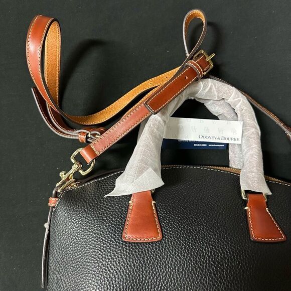 New Dooney and Bourke Black Pebble Grain Domed Satchel - Picture 4 of 12